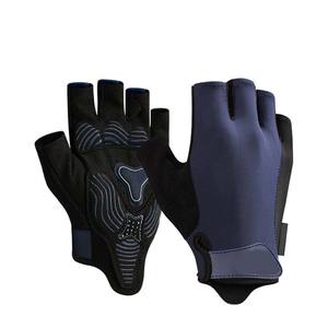 Gants de musculation en cuir pour hommes, demi-doigts, à lacets, avec grip antidérapant, options de logo et de couleur personnalisés - Product Image 5