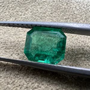 อัญมณีมรกตธรรมชาติแบบหลวมที่มีคุณภาพสูง100% เป็นธรรมชาติจากมรกตหลวมขายส่งสำหรับเครื่องประดับเกรดสูงการใช้งานหรือแหวน - Product Image 1