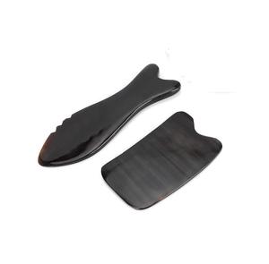 Masseur facial en corne de buffle, planche Gua Sha pour le lifting du visage et le grattage - Product Image 4
