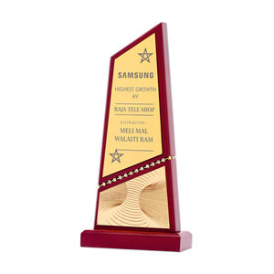 Trofeo de madera de alta calidad, diseño personalizado para eventos corporativos, uso profesional, otro reconocimiento, madera ecológica hecha - Product Image 1