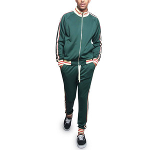 ชุดวอร์มสองชิ้นสำหรับผู้ชายชุดวอร์มเล่นฟิตเนสฟิตเนสชุดวิ่ง - Product Image 1