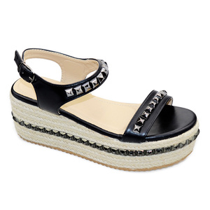 Estate donna punta aperta sandali piatti argento tacchi alti <span class=keywords><strong>con</strong></span> rivetto oro Design <span class=keywords><strong>con</strong></span> plateau zeppa zeppa <span class=keywords><strong>scarpe</strong></span> <span class=keywords><strong>con</strong></span> tacco - Product Image 2