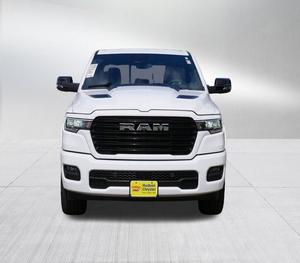 Mejor oferta Usado 2025 RAMMMM 1500 Laramie Crew Cab 4WD Usado - Product Image 1
