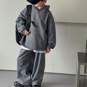 Streetgrace-Conjunto de chándal deportivo personalizado para niños, material transpirable OEM con logotipo de marca, etiqueta privada disponible, estilo formal - Product Image 5