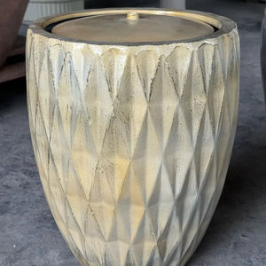 FIBERSTONE FOUNTAIN - Fuentes Modernas Ecológicas al por Mayor, Macetas y Jardineras para el Hogar y el Jardín - Product Image 1