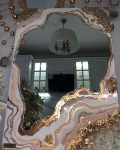 Cadre photo mural en os de buffle fait main moderne et durable pour le salon, décoration d'intérieur - Product Image 4