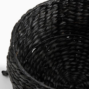 Panier de rangement pour bonbons d'Halloween en forme d'araignée noire avec pieds et grands yeux, support à collation robuste en osier pour table, artisanat OEM ODM - Product Image 3