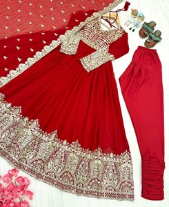Trabajo de secuencia de bordado de Georgette de imitación pesado cosido completo con vestido de borlas y fondo Chudidaar con Faux Georgette Dupatta - Product Image 5