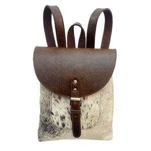 Mochila de cuero de vaca de estilo occidental de vaquera Vintage de calidad superior, exportador de fabricante superior, dos de moda - Product Image 1