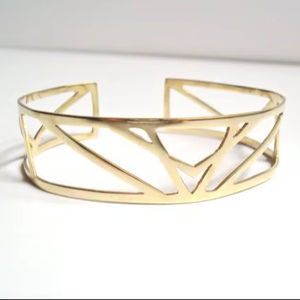Contemporary Metal <b>Bracelet</b> Complements Modern Outfits Adds Sophistication And Enhances Overall Personal Style Statement Daily - Product Image 1