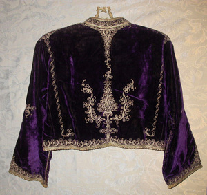 Veste Kaftan pour femmes grandes tailles - Marque Kanya Libas - Mélange de lin et de coton - Design richement orné - Plusieurs couleurs disponibles - Product Image 2