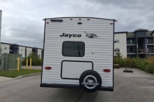 Nuevas caravanas de viaje Jayco Jay F-l-i-g-h-t Slx 287BHS 2026 de alta calidad, suministradas para comercio al por mayor con estándares consistentes - Product Image 3