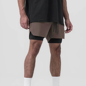 Pantalones cortos 2 en 1 de alto rendimiento para corredores y entusiastas del gimnasio que ofrecen comodidad durante todo el día - Product Image 2