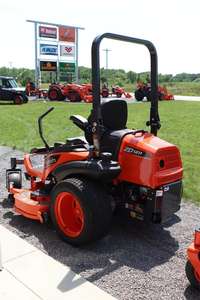 Cortadora de Césped de Giro Cero Kubota ZD1211 Usada con Plataforma de 60 Pulgadas, Motor Diésel de 24 Caballos de Fuerza, Función de 2 Tiempos para Agricultura, Entrega Rápida - Product Image 4
