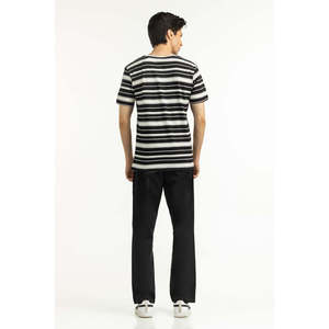 T-shirt Homme Coupe Droite Uni Oversize en Tissu Tricoté Léger Décontracté à Manches Courtes OEM ODM Marque Privée Vente en Gros - Product Image 3