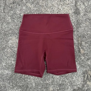 Shorts de sport pour femmes respirants et écologiques en coton 100% avec taille élastique - Product Image 3