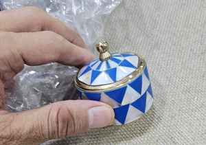 Boîte à pilules en nacre de luxe faite à la main avec incrustation Cadeau de rangement élégant. Idéal pour la boutique de cadeaux et l'usage personnel - Product Image 6