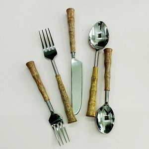 Service de couverts plaqué or en acier inoxydable design royal de luxe avec poignée épaisse design antique kit d'ustensiles aspect royal - Product Image 5
