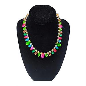 Artisan Made-Collar de cristal multicolor-Ideal para fiestas de verano - Product Image 1