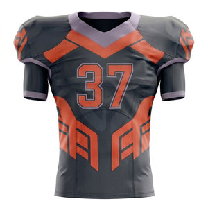 Uniforme de football américain en tissu doux, design léger et respirant, idéal pour l'entraînement et les activités sportives - Product Image 3