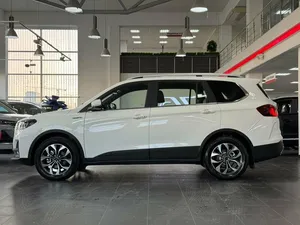 2025 G05 Pro ไมล์น้อย เครื่องยนต์สมบูรณ์ ระบบเกียร์อัตโนมัติ หลังคาซันรูฟแบบพาโนรามา ไฟหน้า LED - Product Image 3