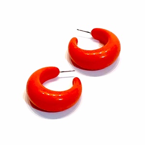 Nouvelles boucles d'oreilles créoles épaisses en acrylique rouge, faites à la main, au design fantaisie et tendance, bijoux élégants et unisexes, cadeaux de mariage pour femme - Product Image 1