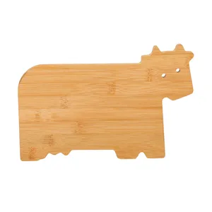 Planche à découper en bambou personnalisée pour la cuisine - Product Image 1