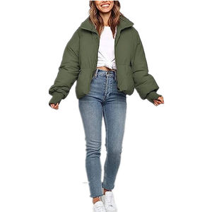 Veste matelassée légère, respirante, imperméable, à capuche et zippée pour femme - Product Image 2