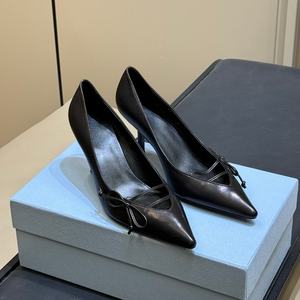 Sandalias de verano para exteriores con punta abierta, de charol nuevo, con lazo y tacón de aguja, estilo Muller, para fiesta, boda, zapatos de novia - Product Image 2