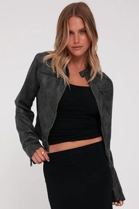 Veste en cuir pour femme respirante et chaude pour l'hiver, vêtement décontracté, veste en cuir tendance pour femme à prix raisonnable - Product Image 3