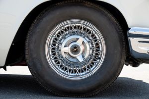 Gran Oferta, Negocio Excelente: Ford Thunderbird 1957 Listo para Enviar - Product Image 6