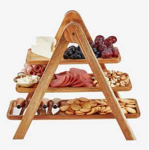 Plateau de service alimentaire rond en bois vintage à prix raisonnable pour les fêtes d'anniversaire et autres plats de serveur d'occasion - Product Image 4