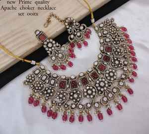 Jaypuri สร้อยคอหินรูปไข่ทรงสี่เหลี่ยมพร้อมชุดต่างหูคุณภาพดีเยี่ยมจากอินเดีย - Product Image 5