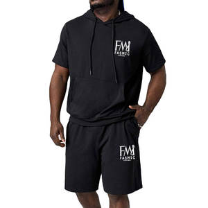 Conjunto de dos piezas duradero para hombre con patrón personalizado Sudadera con capucha de verano y pantalones cortos Chándal de manga corta y bolsillo lateral - Product Image 2