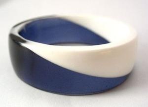 High Quality Waterproof Resin Bangles for Women Custom Colors <b>Cute</b> Style Smooth Polish Durable Jewelry for Daily Wear Occasions - Product Image 4