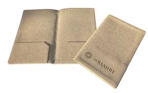 Porte-menu en lin finition or avec logo doré pour hôtels et restaurants - Product Image 5