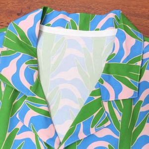 T-shirt décontracté rétro sport par sublimation avec logo transfert thermique personnalisé pour hommes vente en gros - Product Image 3