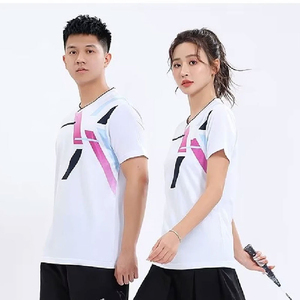 Chemise de badminton respirante et pantalon court pour hommes et femmes imprimés personnalisés uniforme de tennis de sport avec conception par sublimation - Product Image 1