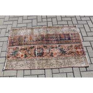 Vintage Small Rug 2.6x4.1 ft, Turkish <b>Brown</b> Ombr <b>Wool</b> Rug - Product Image 3