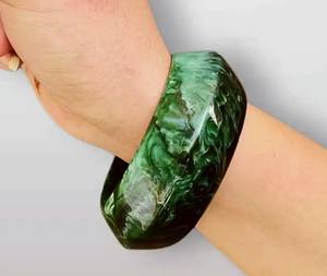 Black and White Unisex Acrylic <b>Bangles</b> Self-Designed Round Shaped Glossy Resin Bracelet Accessory Bohemian Style Women and <b>Men</b> - Product Image 3