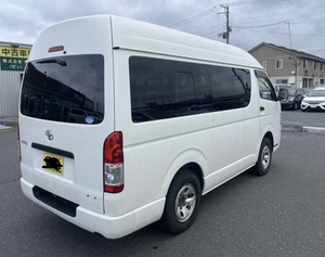 Vente rapide : Toyota Hiace Van 2022 d'occasion, conduite à gauche, sièges en tissu, toit ouvrant, phares LED - Bon état - Product Image 5