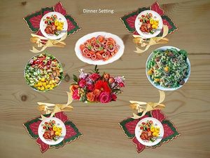 Winter Special Solidarity Impex Hand <b>Beaded</b> <b>Placemat</b> Red Green Butterfly Shape for Festive Weddings & Parties Solid Table Decor - Product Image 3