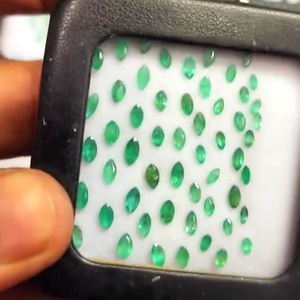 304 Piezas de Esmeralda Natural Verde de 4x2mm y 6x3mm, Corte Marquise Facetado de 35.6 Quilates, Alta Calidad para Joyería, US$400, 7 Cajas - Product Image 6