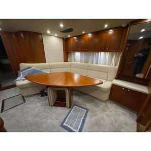 Yate de Lujo Sunseeker Portofino 53 MKII de Segunda Mano, Casco de Fibra de Vidrio y Aluminio, Opción de Motor Interior o Exterior - Product Image 4