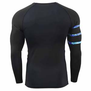 Camiseta Deportiva Transpirable para Hombre, Hecha en Pakistán, la Mejor Calidad, Colores Personalizados, Ropa Deportiva - Product Image 3