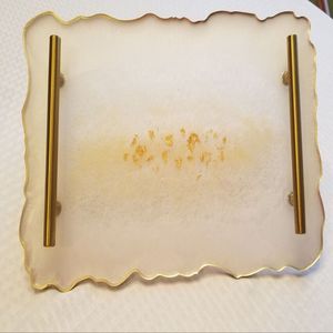 Plateau en résine brillante design contemporain fait à la main parfait pour table basse cuisine salle à manger ou décoration festive maison - Product Image 2
