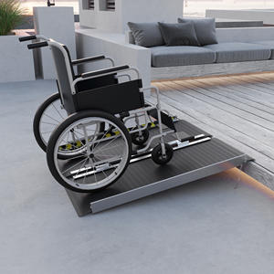 HOMCOM Rampe de fauteuil roulant pliante en aluminium avec déflecteurs et autocollants, 91x73. 6x5.1 cm, noir - Product Image 2