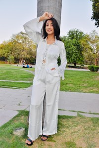 Ensemble de combinaisons en coton pour femmes de haute qualité respirant élégance Floral Satin et lin taille XL pour le confort et le style pour l'été - Product Image 3