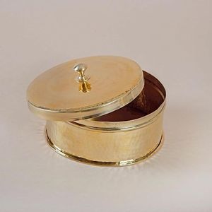 Boîte à épices en laiton au look traditionnel pour une cuisine indienne classique offrant une utilité intemporelle - Product Image 6