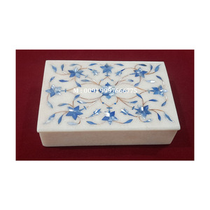Boîte à bijoux en marbre blanc naturel avec incrustation de fleurs faites à la main, design rectangulaire, incrustation de nacre bleu ciel, pour cadeaux - Product Image 1